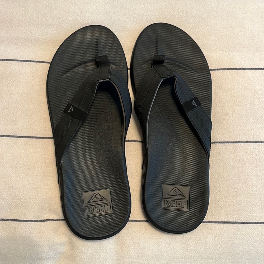Reef cushion phantom flip flops